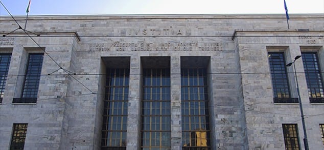 Un salario di 3.96 euro ora non è dignitoso ed è incostituzionale. Storica sentenza del Tribunale di Milano.