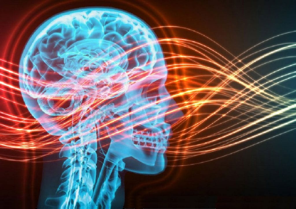 Il Parlamento aumenta i limiti di esposizione ai campi elettromagnetici: un favore agli operatori telefonici stranieri e contro la salute pubblica (Comunicato Isde)