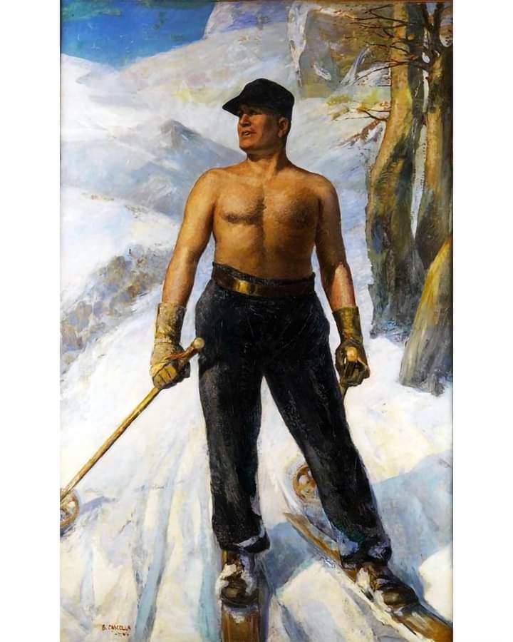 Propagandopolis: ritratto del Duce a petto nudo sugli scii.