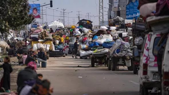 Guerra Medio Oriente, manca un ostaggio, Israele blocca rientro profughi al Nord. Trump propone una “pulizia totale” della Striscia dai palestinesi, a lungo come a breve termine