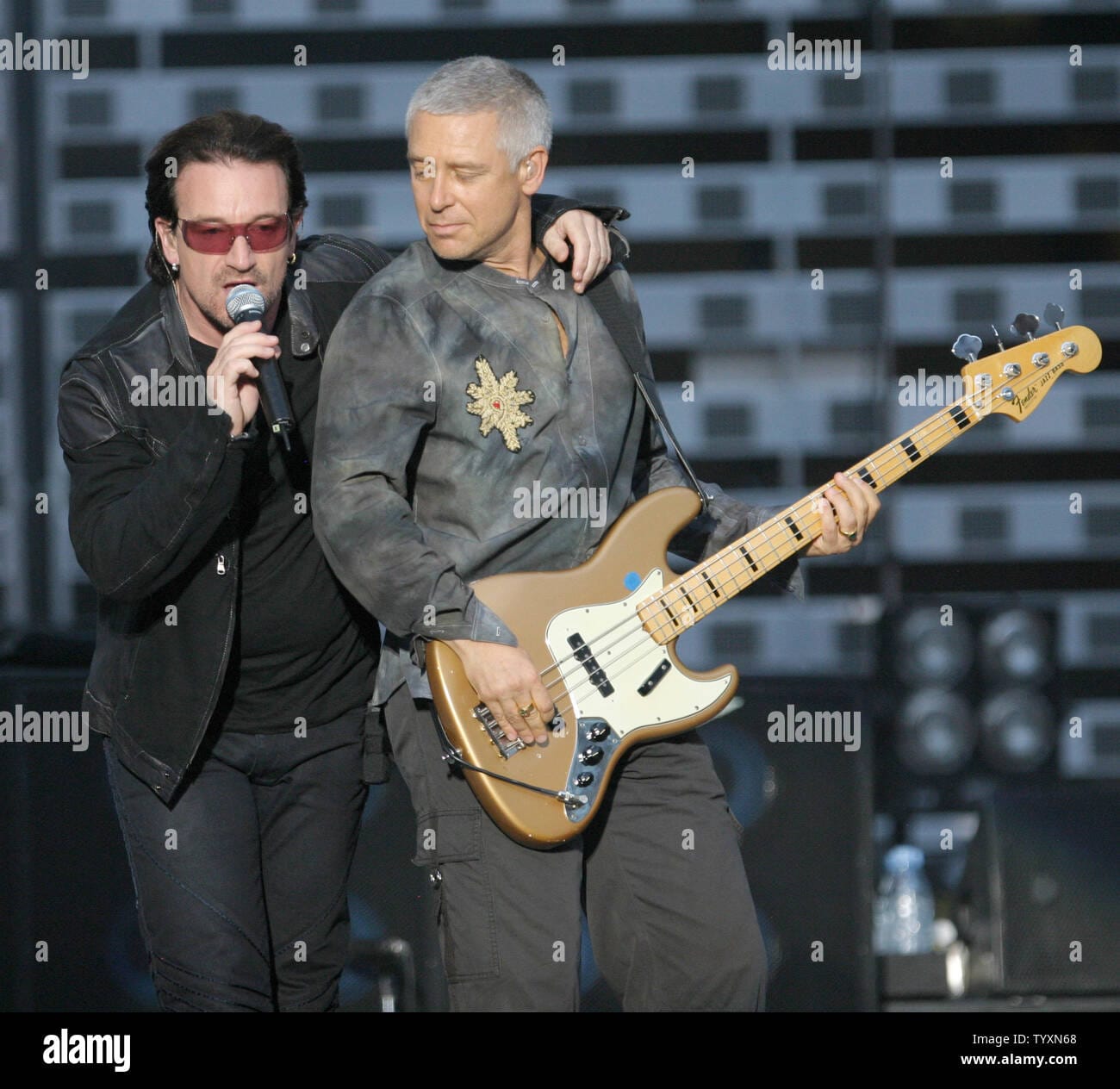 Adam Clayton e With or Without You