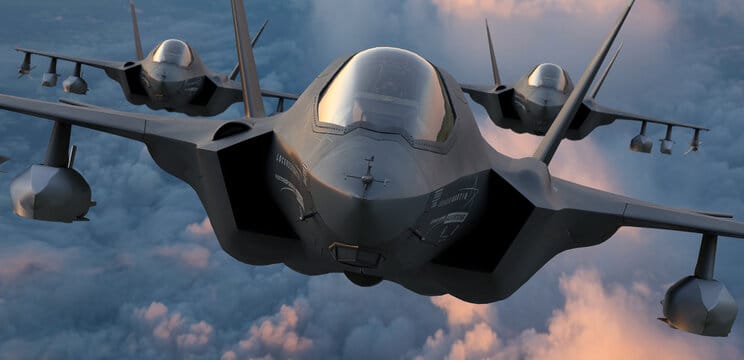 Arriva in Parlamento il piano di acquisto per 25 nuovi caccia F-35 a 7 miliardi (280 milioni di euro per ogni aereo!) PeaceLink