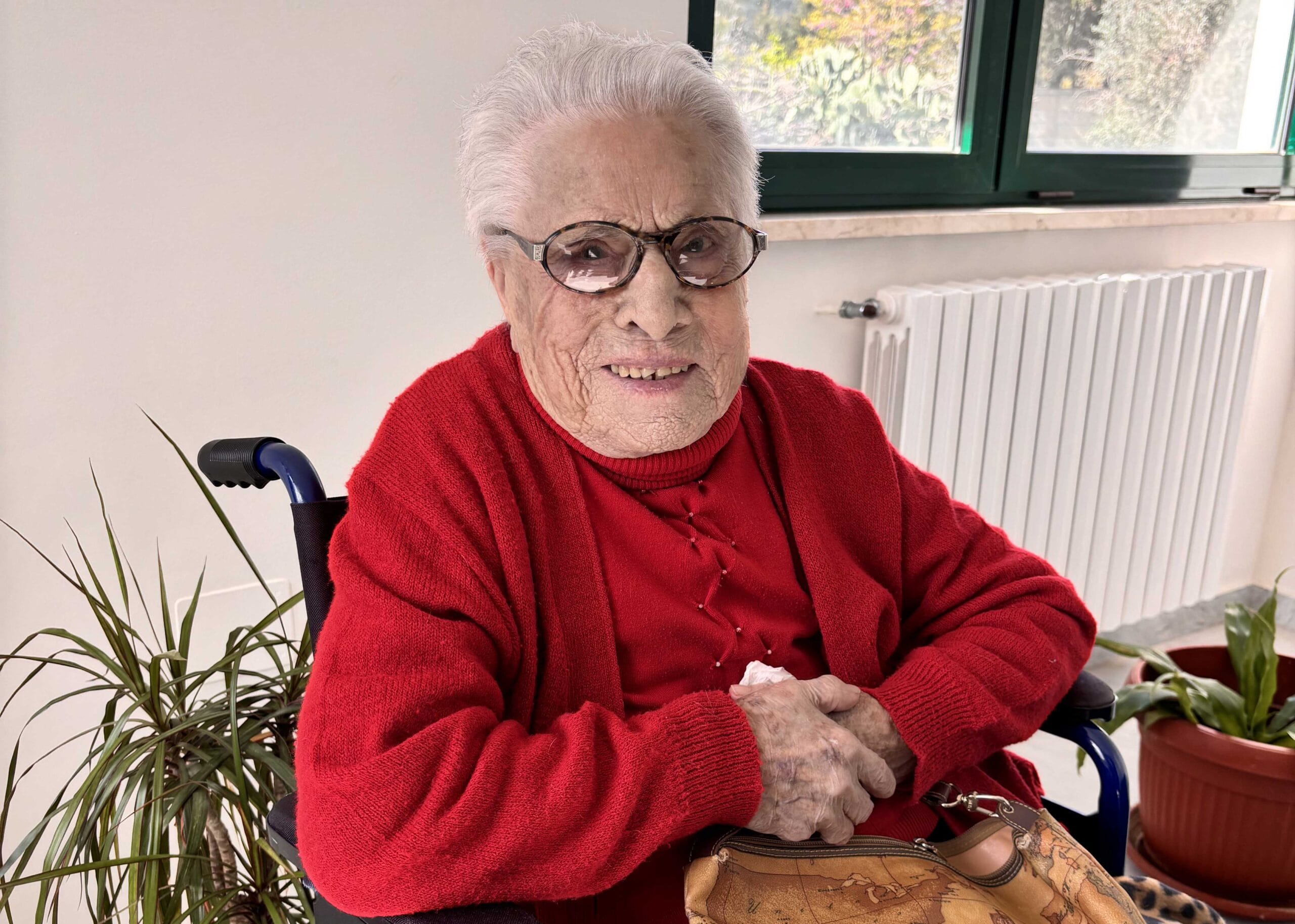 Centonove anni e non sentirli. La vita di nonna Maria Dolores