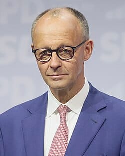 Il cancelliere tedesco Merz autorizza armi a lungo raggio contro la Russia. Azioni di guerra russe senza limiti