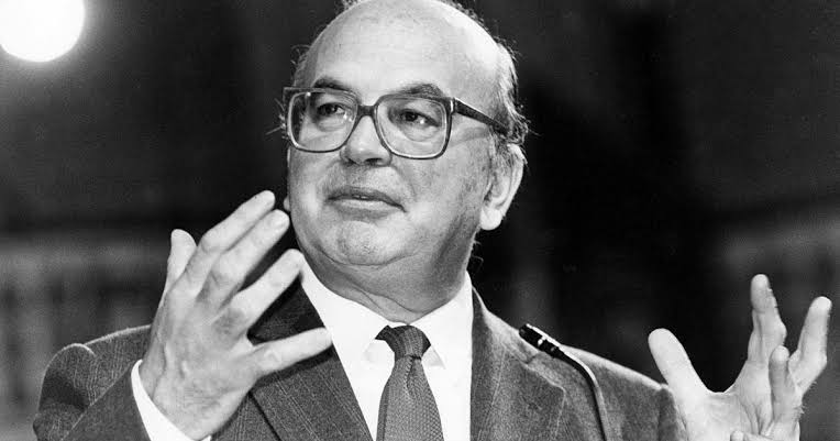 12 giugno 1984: il governo Craxi converte in legge il “Decreto di San Valentino” (taglio del 3% della scala mobile)