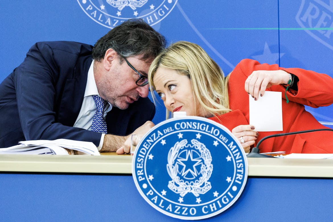 Spread a 80 punti: è record! Eppure gli interessi riconosciuti sui BTP aumentano, e così anche il debito pubblico…