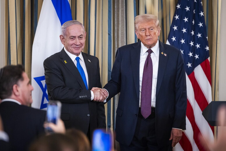 Trump annuncia accordo Israele Hamas su cessate il fuoco