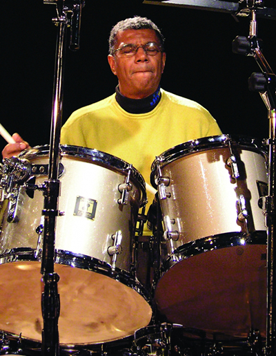 Ci ha lasciati Jack DeJohnette, batterista innovativo e visionario. Suonò con il Miles Davis Quintet.