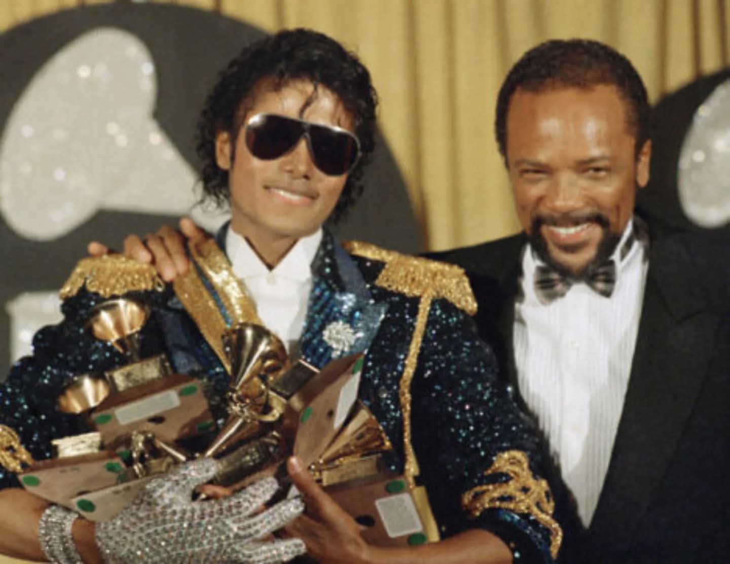 Un anno fa la morte di Quincy Jones, musicista e produttore da 28 Grammies. Maestro e mentore del Michael Jackson dei record.
