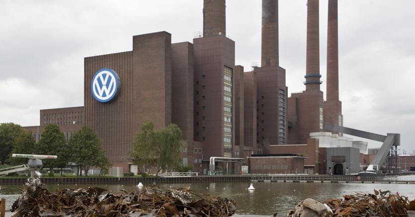 Volkswagen in grande affanno. Arriva implacabile l’inverno. Risolverà la possibile riconversione militare?