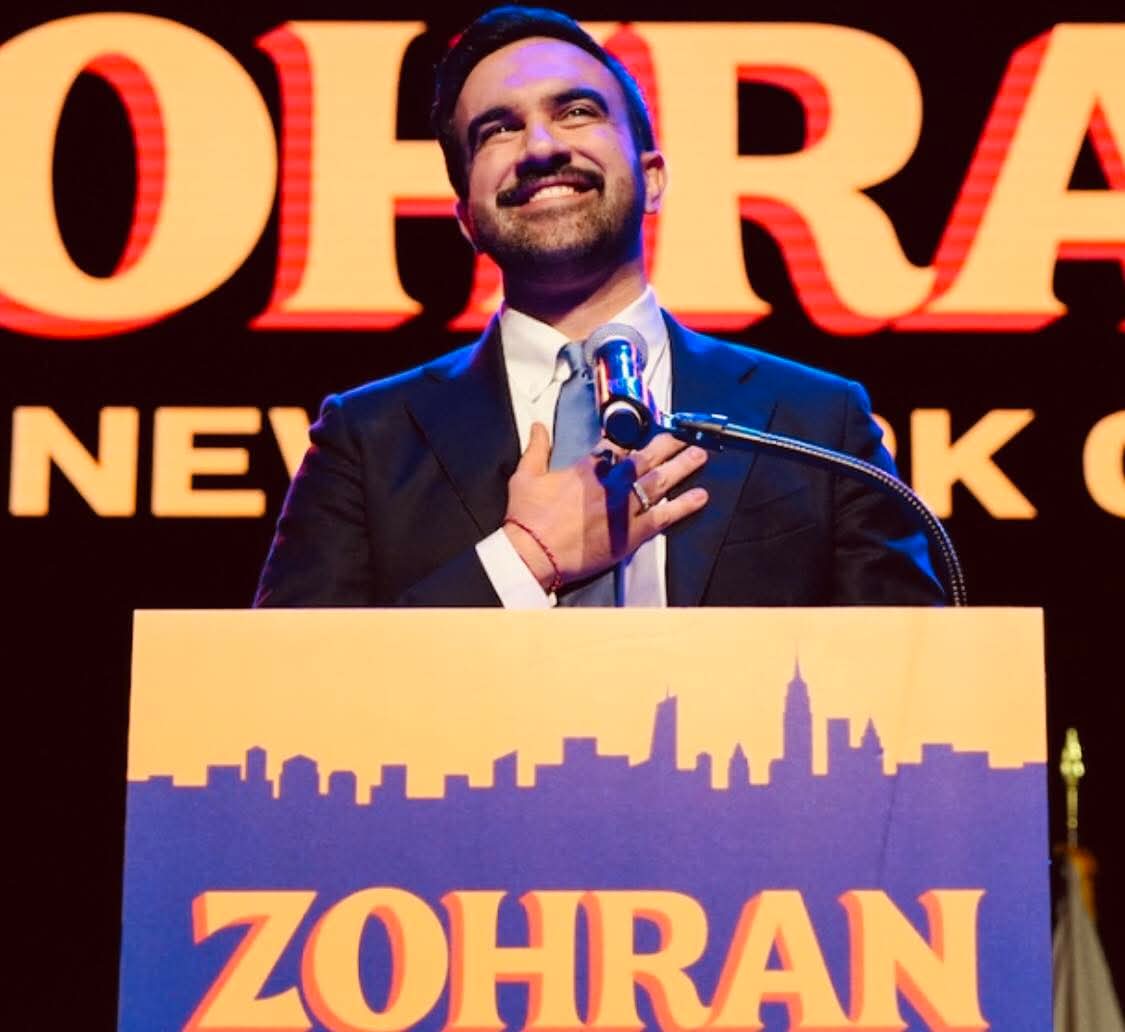 La cricca sionista, atlantista e “Dio patria e famiglia” sconfitta dal “mamma li turchi” del Mamdani