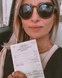 Con la guerra in Iran, precipitano anche i salari.