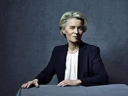 Una Commissione europea impresentabile: affrontare la crisi energetica con smart working obbligatorio, razionamenti ecc. ma il Patto di Stabilità non si tocca!