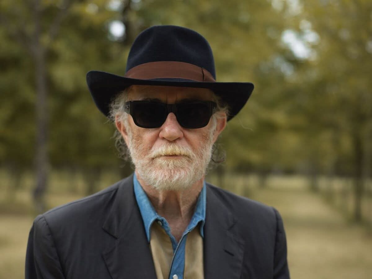 Un irriconoscibile Francesco De Gregori invita Bruce Springsteen a non esprimersi su temi politici