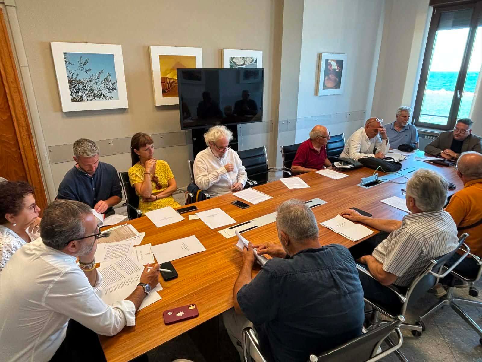 Check up ulivi Salento – Rete di Associazioni accolta dall’assessore regionale pugliese all’agricoltura Paolicelli