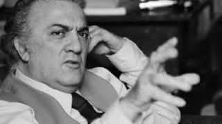 Federico Fellini premiato nel 1963 con il Gran Premio del Festival Internazionale di Mosca con il capolavoro 8½.