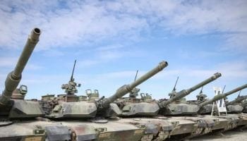 L’Italia spende 45 miliardi per la NATO: ecco gli ospedali e le scuole che avremmo potuto costruire (Michele Blanco – l’AntiDiplomatico)