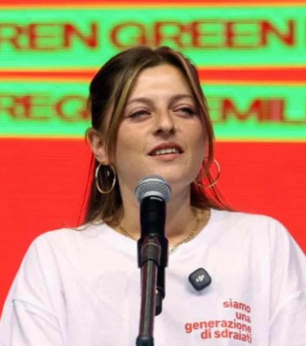 Virginia Libero, giovani PD: “Se le destre vogliono portarci in guerra, organizzeremo la diserzione”. Ma sull’Ucraina precisa: “sto con la Schlein, continuiamo a sostenere Kiev”.
