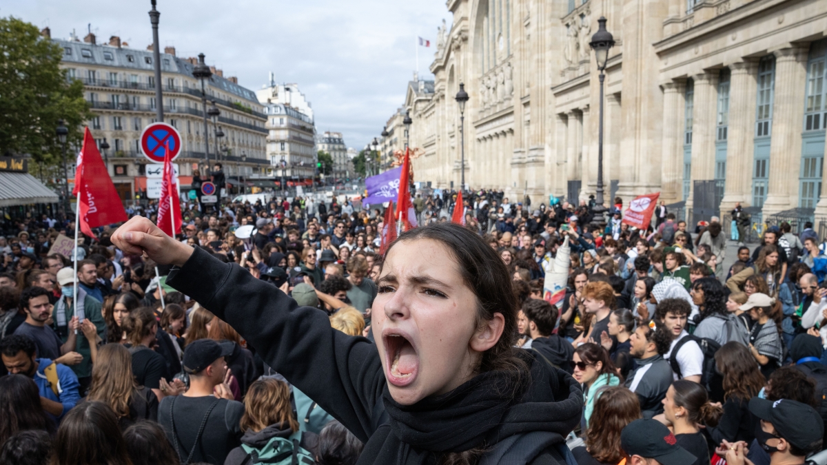 Gli studenti francesi mettono alla prova il capitale ed il neoliberismo europeo