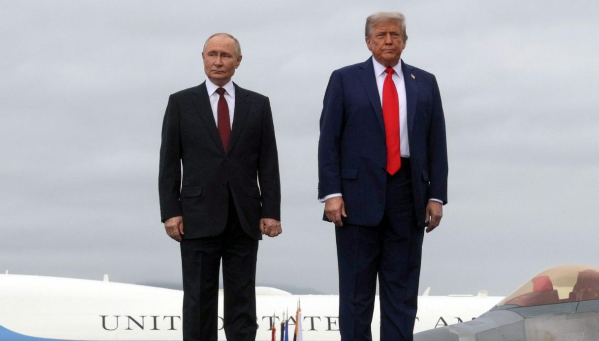 Accordo Trump-Putin per gasolio dalla Russia. Sospese le sanzioni a Mosca per sei mesi. La UE condanna, ma aumenta le forniture di GNL dalla Russia